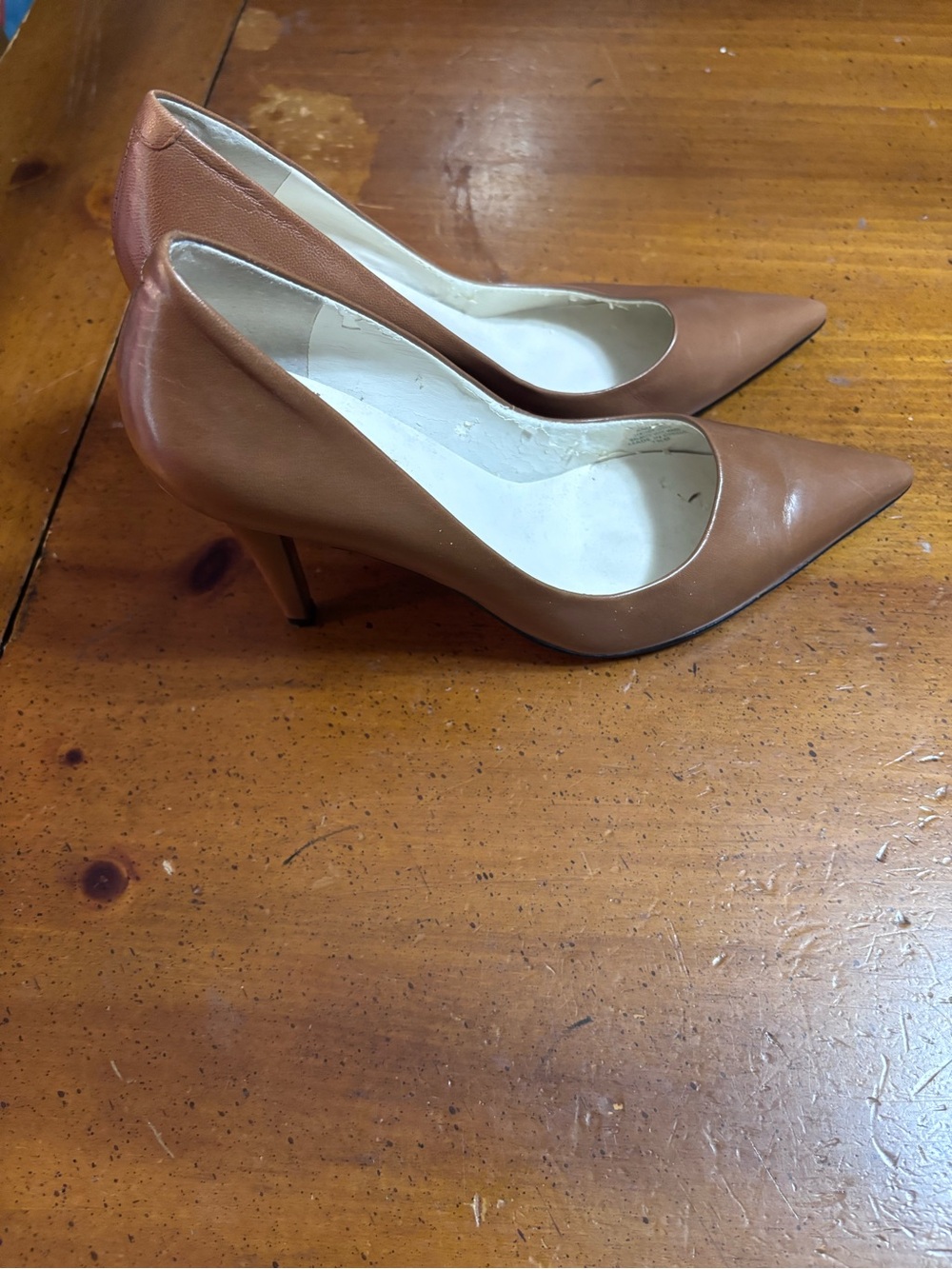 Ralph Lauren Tan Leather Pointed-Toe Pumps - Picture 6 of 11